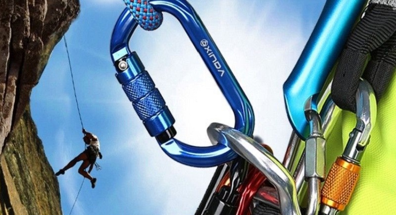 Alat-Alat Rock Climbing yang Wajib Diketahui Sebelum Mendaki Tebing